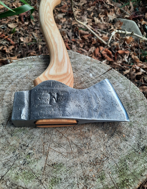 Medium Handle Camp Hatchet (with Sheath)