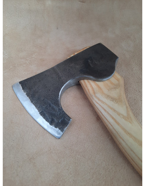 Bearded Carving Hatchet - Natural (with Sheath)