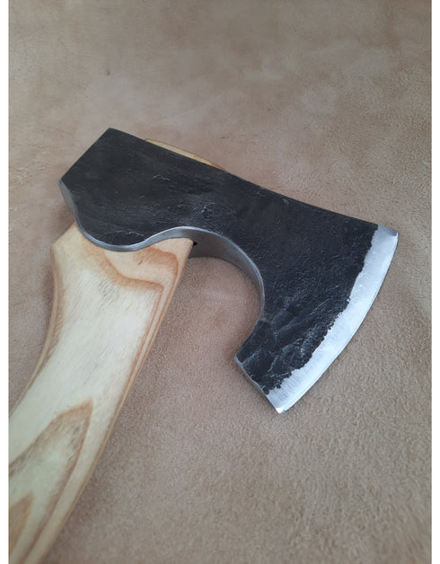 Bearded Carving Hatchet - Natural (with Sheath)