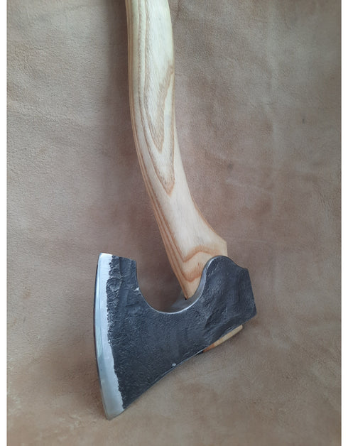 Bearded Carving Hatchet - Natural (with Sheath)
