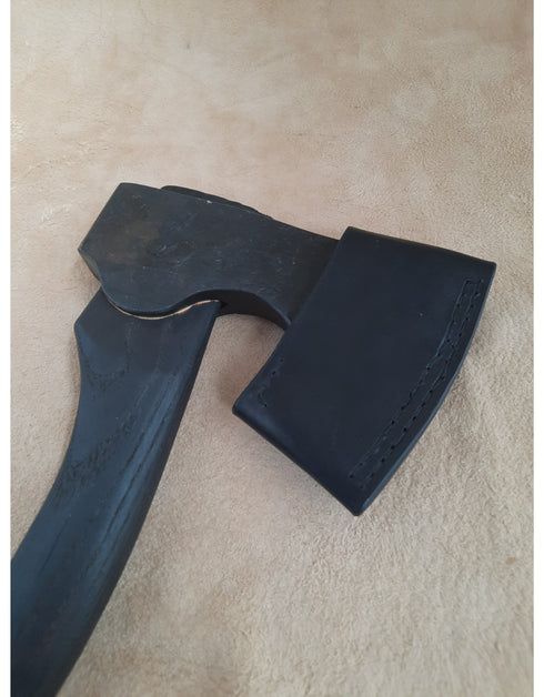 Bearded Carving Hatchet - Charred (with Sheath)