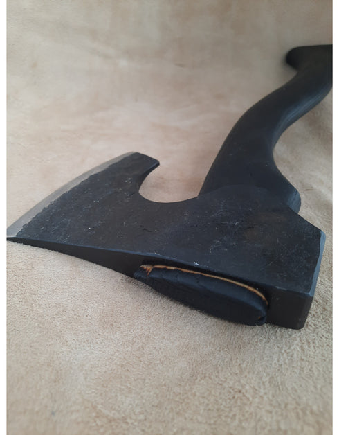 Bearded Carving Hatchet - Charred (with Sheath)